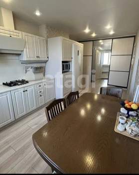 3-к квартира, вторичка, 65м2, 9/9 этаж