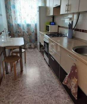 3-к квартира, вторичка, 58м2, 3/9 этаж