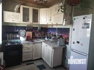 3-к квартира, вторичка, 52м2, 9/9 этаж