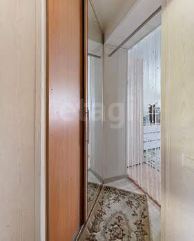 3-к квартира, вторичка, 55м2, 1/3 этаж