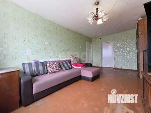 3-к квартира, вторичка, 58м2, 6/6 этаж