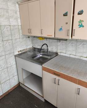3-к квартира, вторичка, 58м2, 3/5 этаж
