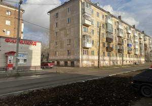 3-к квартира, вторичка, 56м2, 1/5 этаж