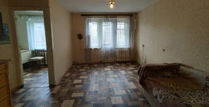 2-к квартира, вторичка, 42м2, 3/5 этаж